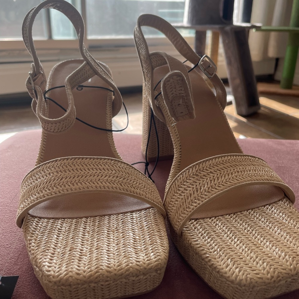 Torrid size 11 heels